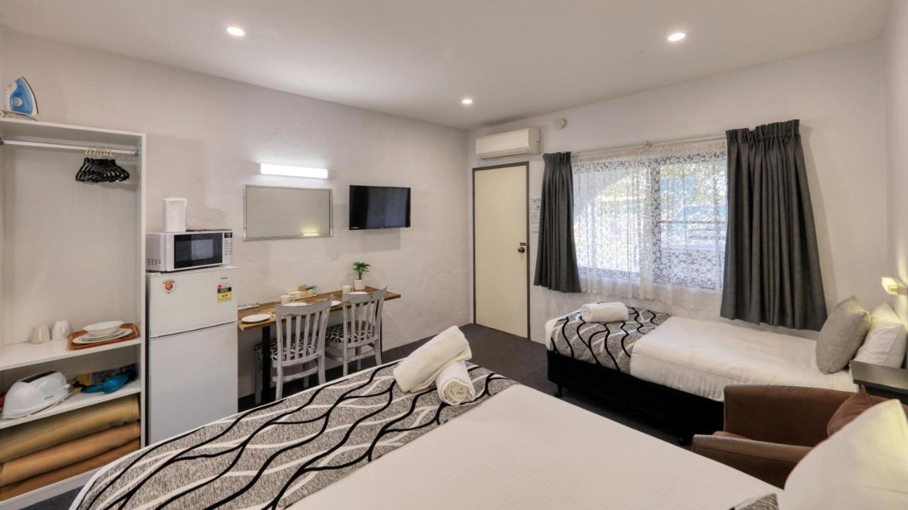 Parkes Federation Motel Extérieur photo